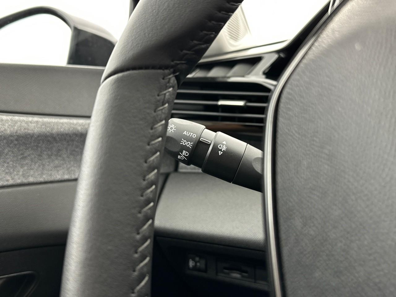Peugeot 308 bluehdi 130ch s&s eat8 allure — photo 19