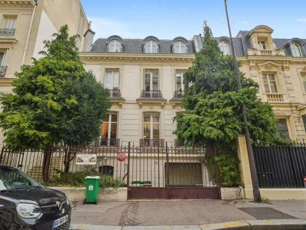 Bureaux 188 m²