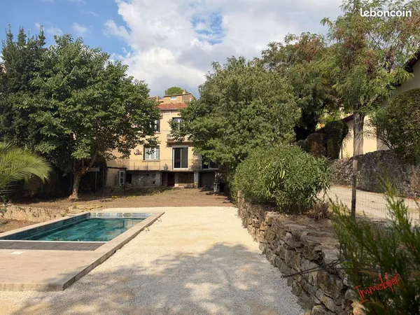 Maison 7 pièces 146 m²