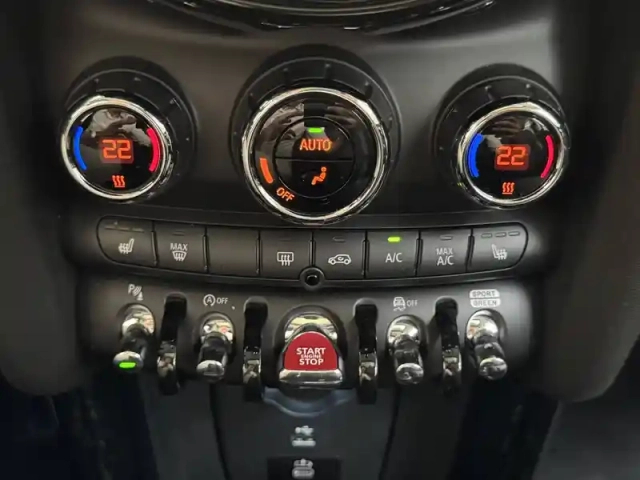 Mini Mini hatch 3 portes cooper 136 ch dkg7 — photo 34