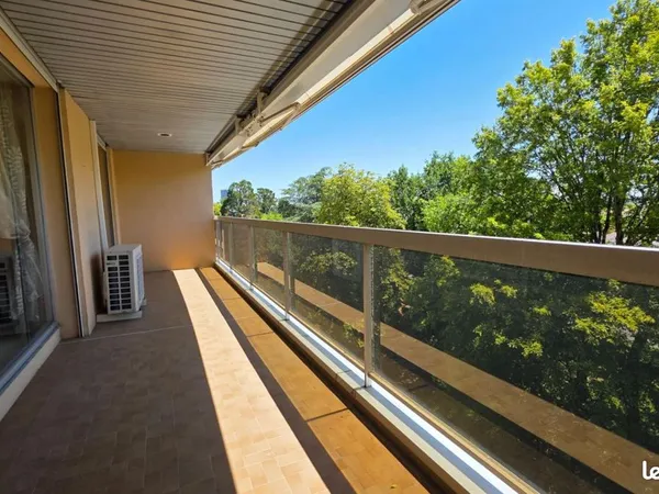 Appartement 5 pièces 148 m²