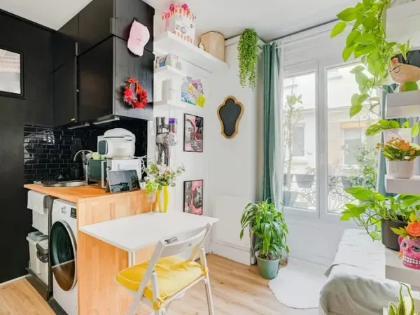 Studio 1 pièce 13 m²