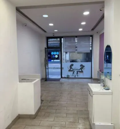 Local commercial 42 m² PARIS 06