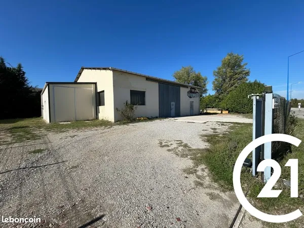 Local 290 m² Malissard