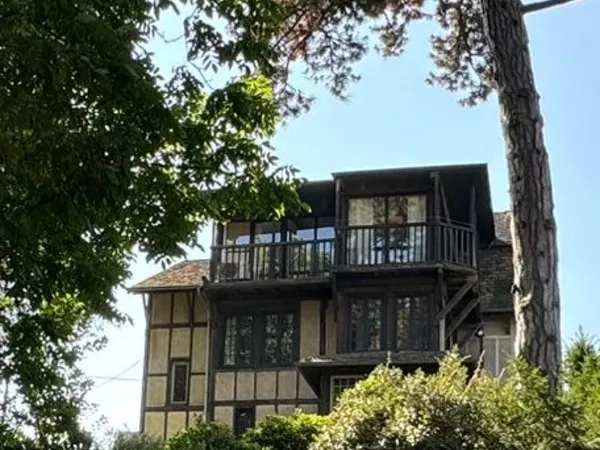 Vends maison style anglo-normand à Sannois (95) -9 pièces