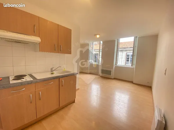 Studio 1 pièce 33 m²