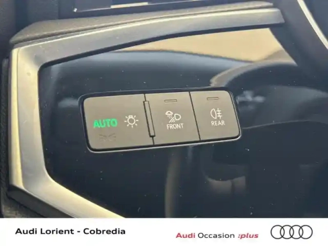 Audi Q3 sportback 35 tdi 150ch business line s tronic 7 — photo 11