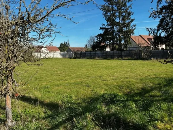 Terrain à bâtir hors lotissement