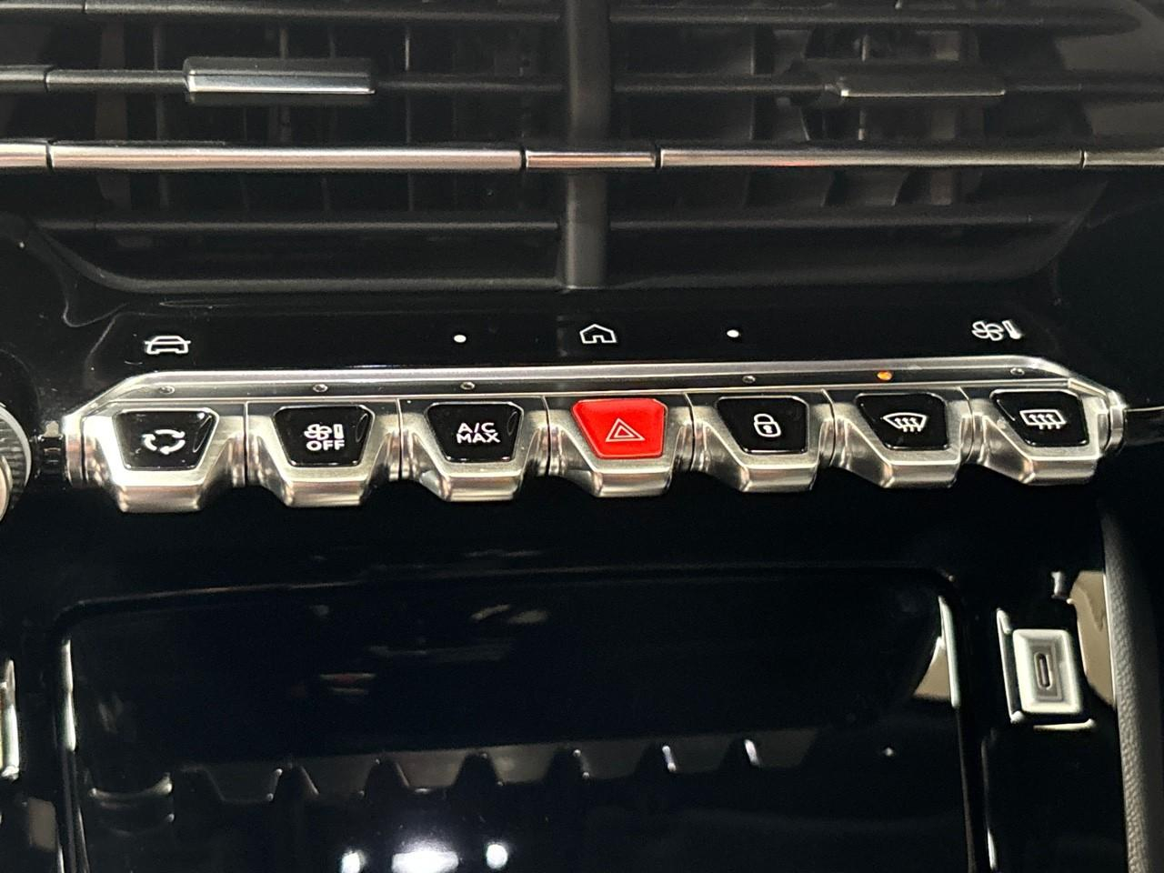 Peugeot 2008 1.2 puretech 130ch s&s gt eat8 — photo 21
