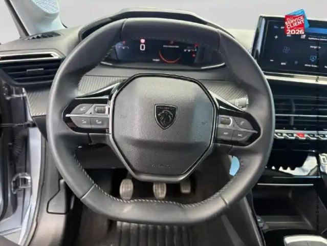 Peugeot 208 1.2 100ch s/s allure camera gps — photo 12