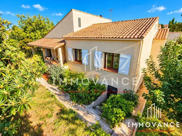 Fabrègues - Villa familiale 4 chambres avec jardin arboré et