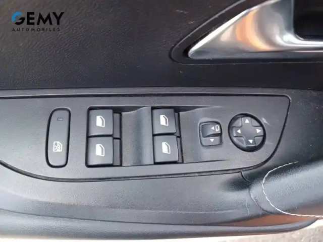Peugeot 2008 puretech 155 s&amp;s eat8 — photo 63