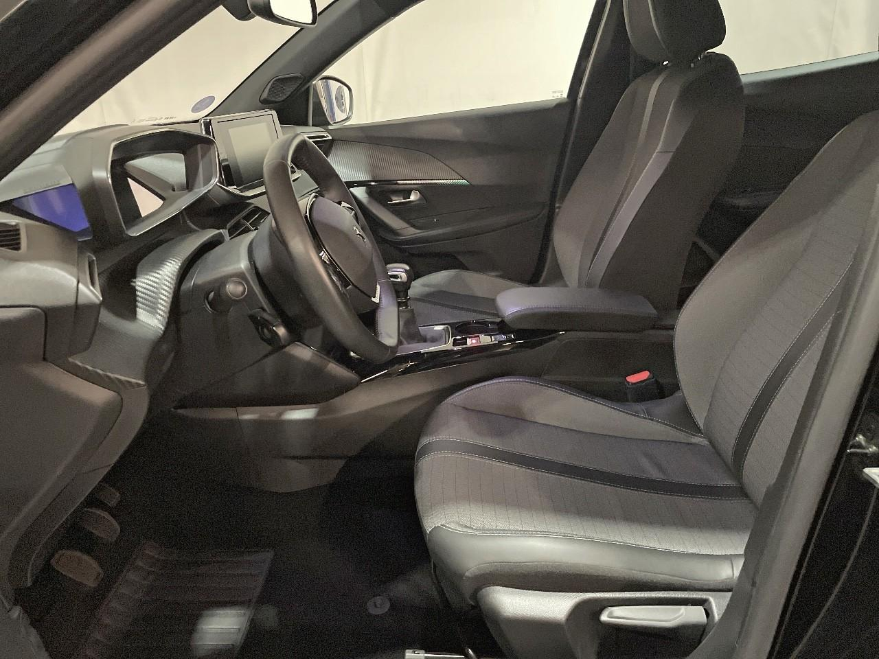 Peugeot 2008 puretech 100 s&s bvm6 allure pack — photo 10