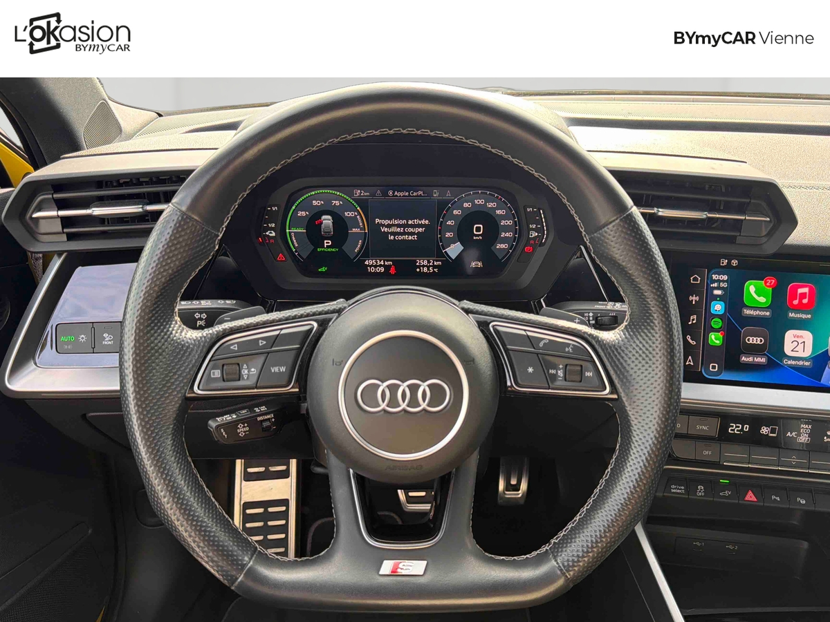 Audi A3 Sportback 40 TFSIe 204 S tronic 6 — photo 10