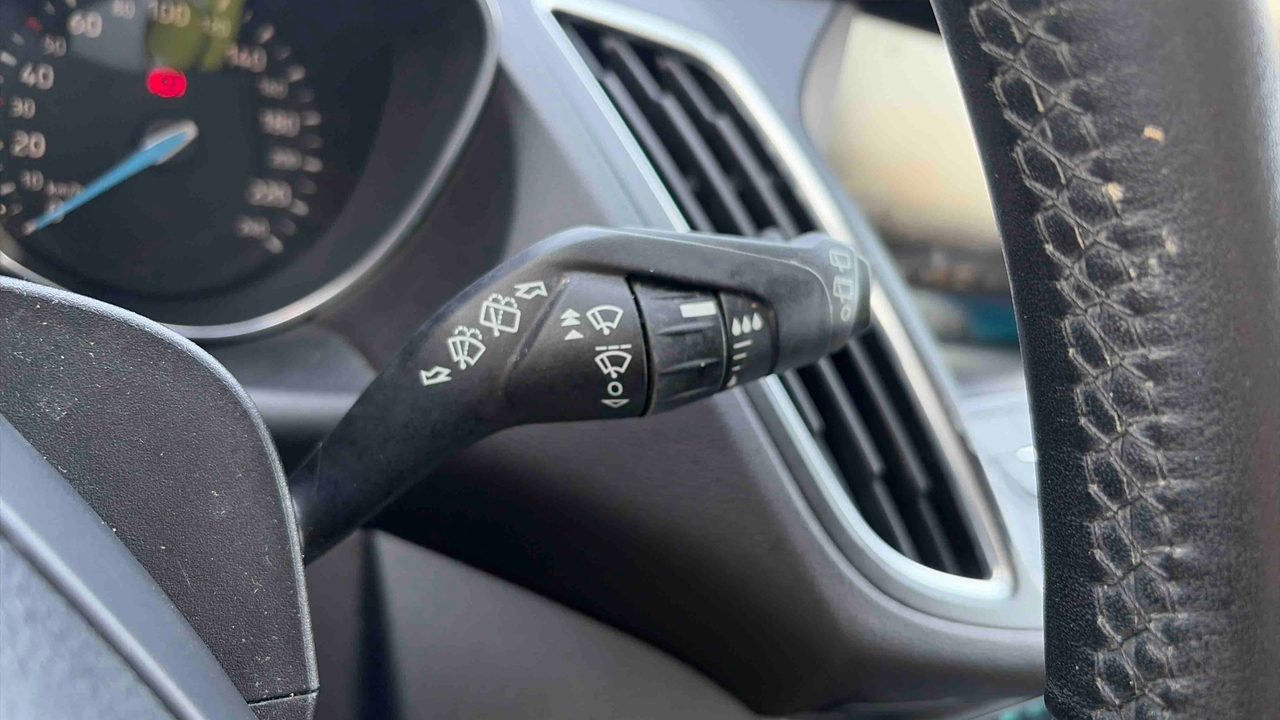 Ford C-MAX 1.5 TDCi 120 S&amp;S — photo 28
