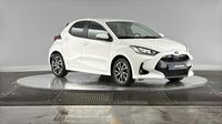Toyota Yaris 116h Design 5p MY22 — photo 3