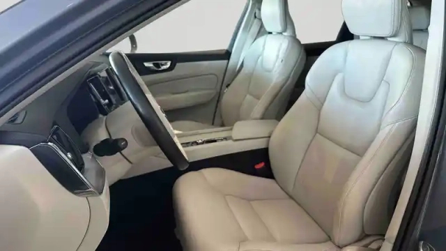 Volvo Xc60 t6 recharge awd 253 ch + 145 ch geartronic 8 — photo 7