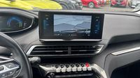 Peugeot 3008 HYBRID 225ch Allure Pack e-EAT8 — photo 19