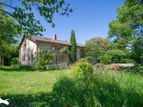 Domaine de 7 pièces principales