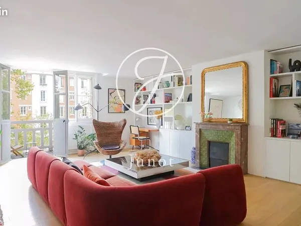 Loft 5 pièces 122 m²