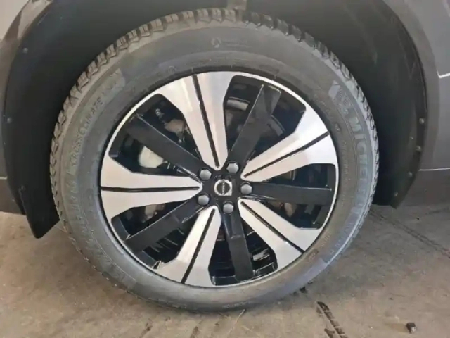Volvo Xc60 t6 hybride rechargeable 253 + 145ch plus style dark geartronic 8 awd — photo 11
