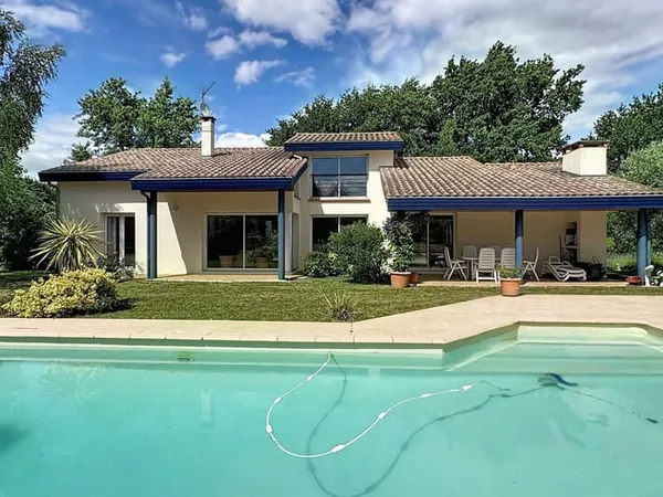 Maison 5 pièces 167 m²
