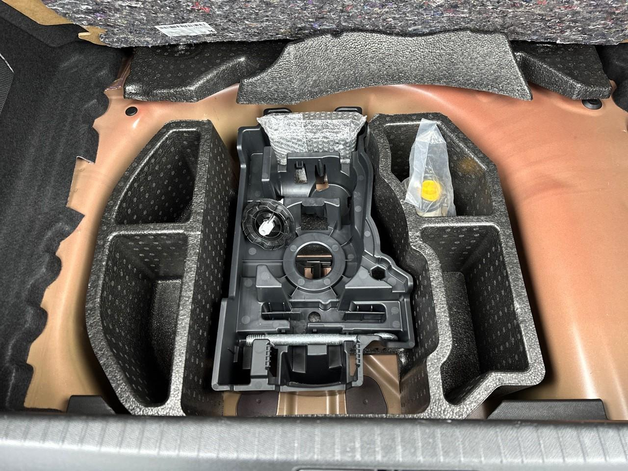 Peugeot 208 puretech 100 s&s bvm6 allure — photo 37