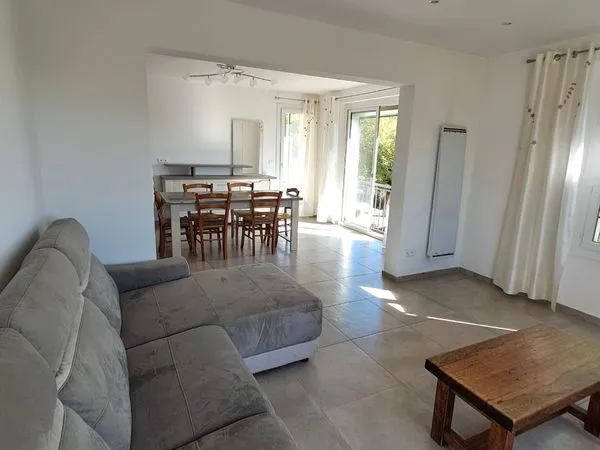 Appartement T2 proche centre ville au calme