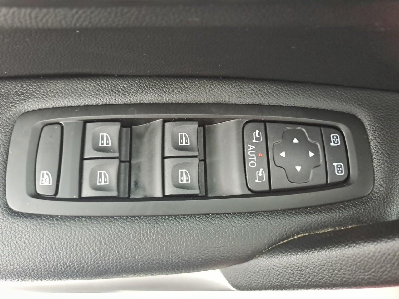 Renault Kadjar blue dci 115 intens — photo 22