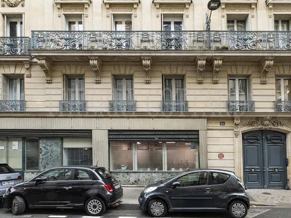 Bureaux 195 m²