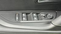 Peugeot 2008 e-2008 156ch 54 kWh GT — photo 17