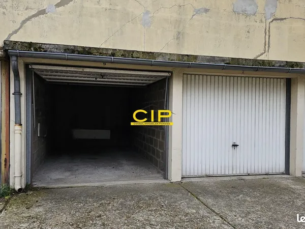 Parking/box 13 m² Bagnolet
