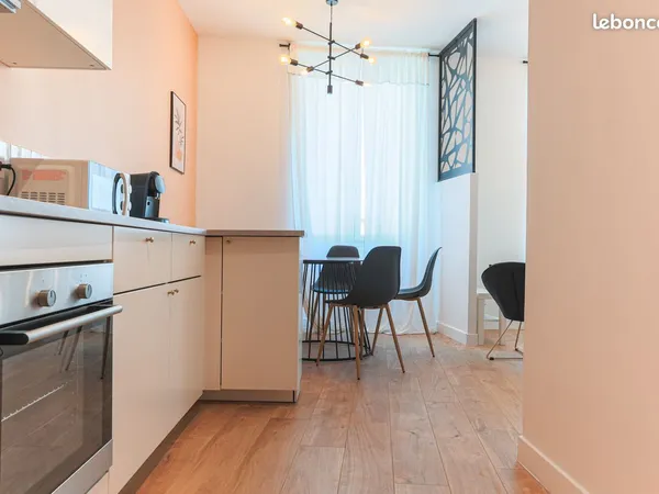 62m2 Noailles T3 meublé entièrement équipé A LOUER