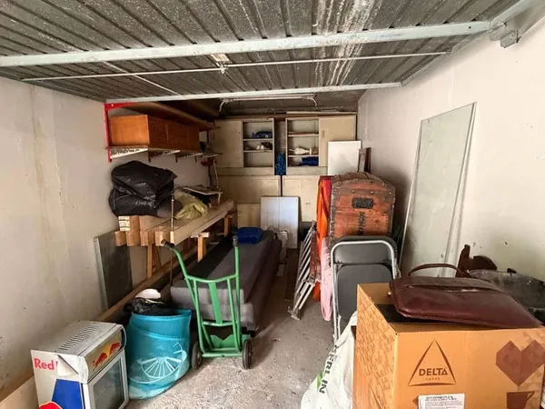 Parking 12 m²