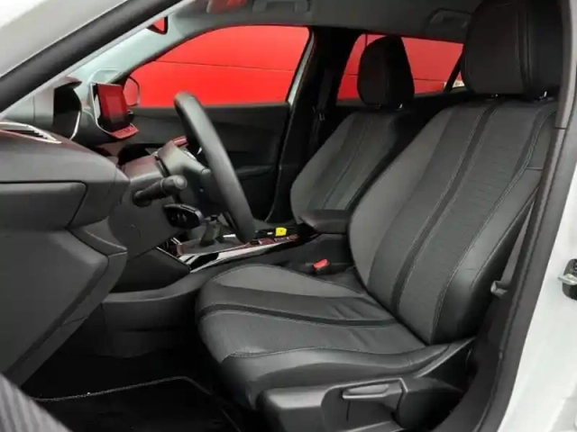 Peugeot 2008 1.2 puretech 100ch s&amp;s allure 5cv — photo 9