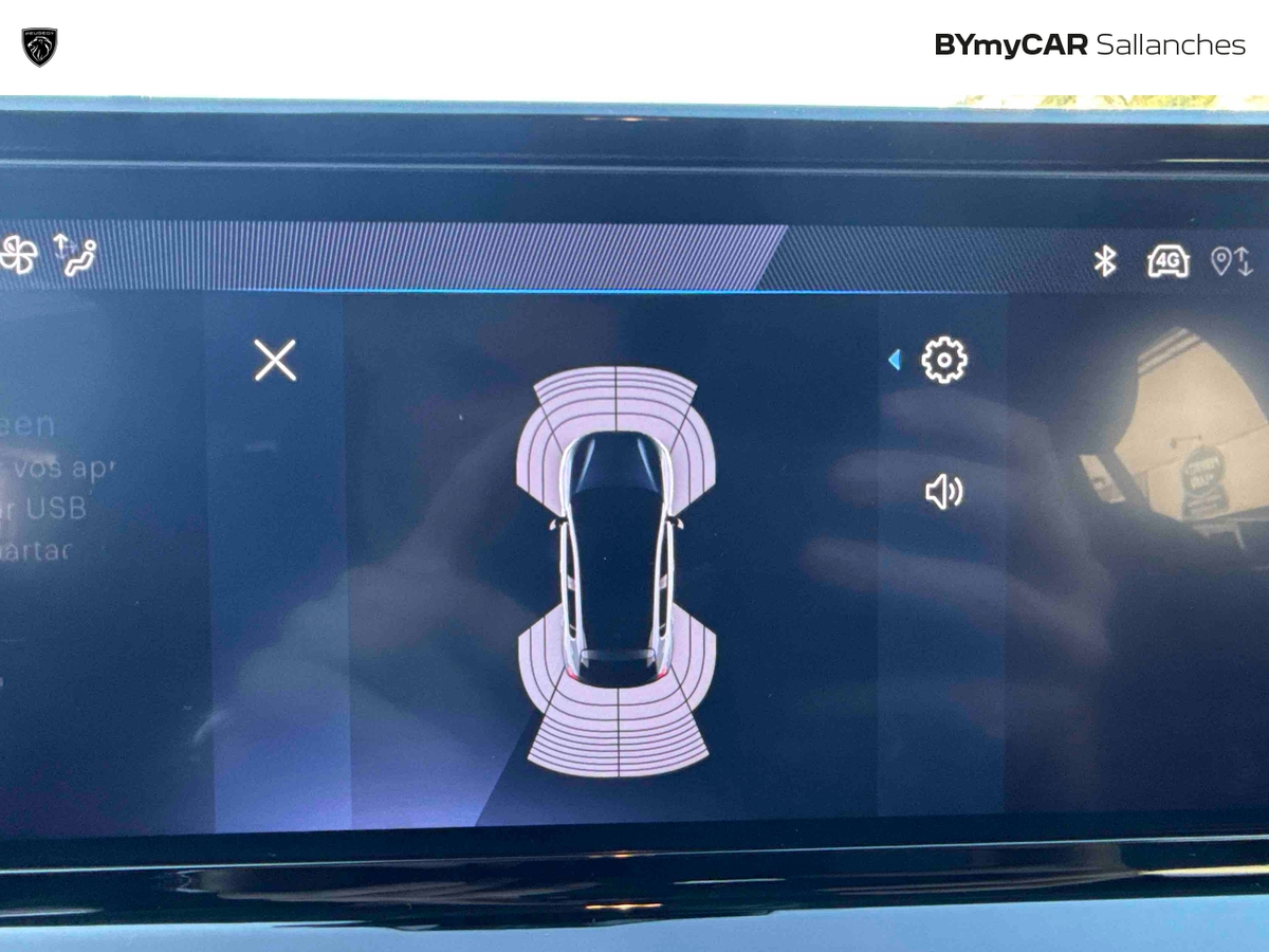 Peugeot 208 100 S&amp;S BVM6 — photo 24
