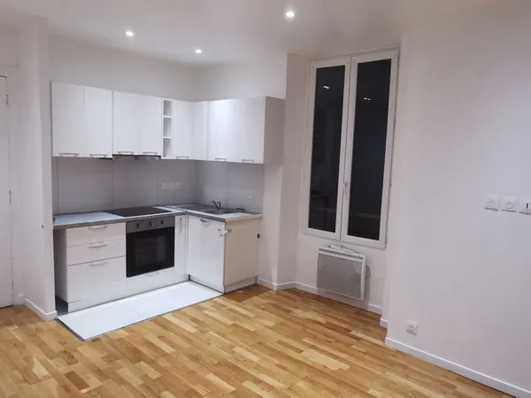 Appartement 3 pièces 60m2 1er étage