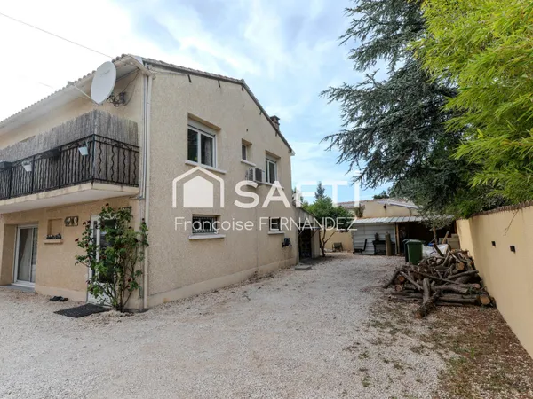 Villa T6 avec jardin proche commerces