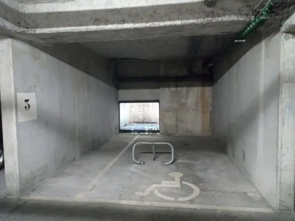 PARKING 17m2