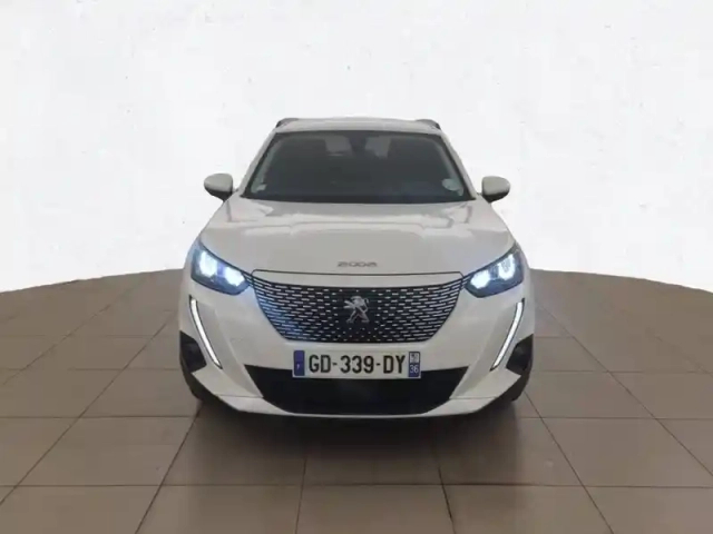 Peugeot 2008 electrique 136 ch — photo 2