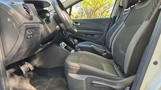 Renault Captur 1.2 TCe 120 Energy EDC - Intens – 2017 – 97052 km – Essence – Boîte Automatique — photo 12