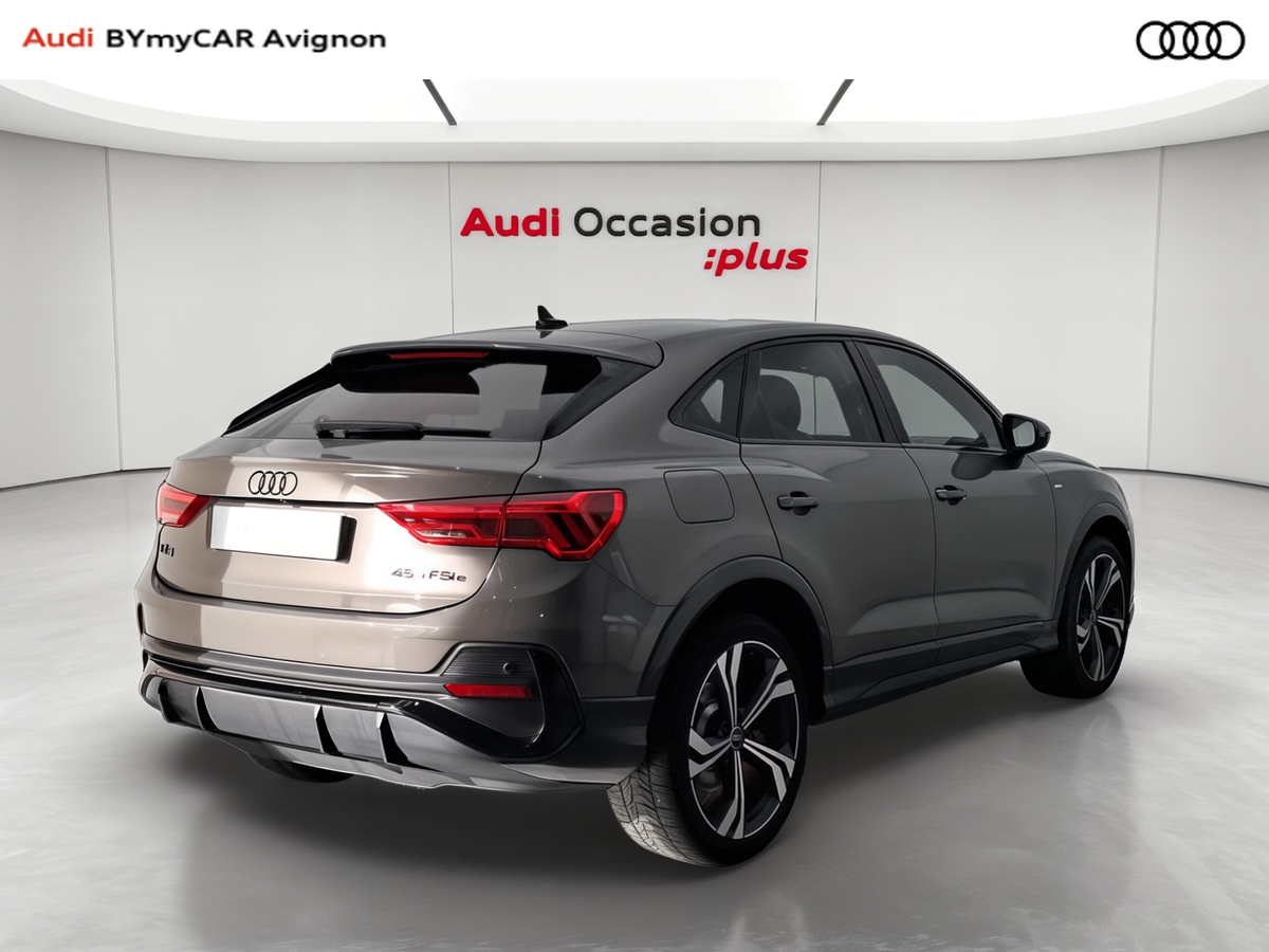 Audi Q3 Sportback 45 TFSIe 245 ch S tronic 6 — photo 5