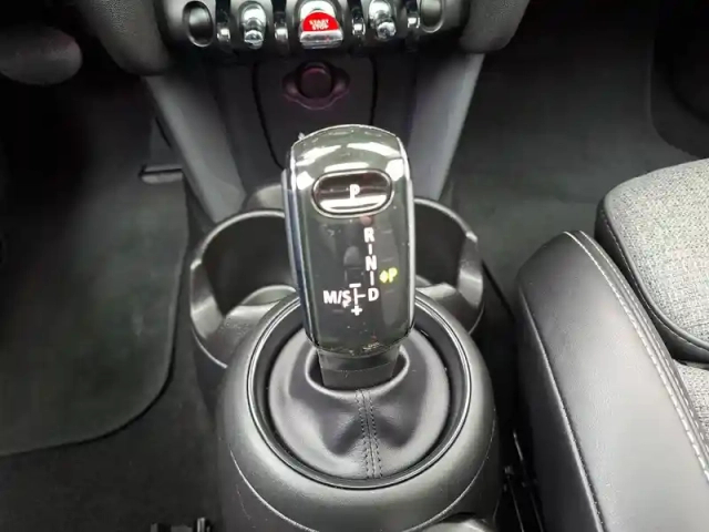 Mini Mini hatch 5 portes cooper 136 ch bva7 — photo 18