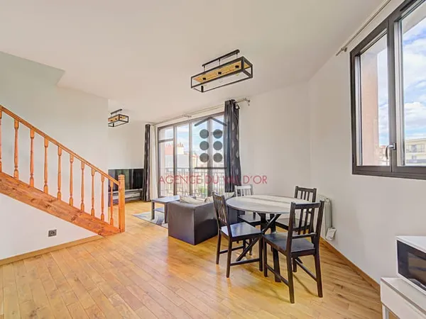 Appartement Suresnes / Duplex 3 pièces 54.8 m2 / Centre-ville Édouard Vaillant