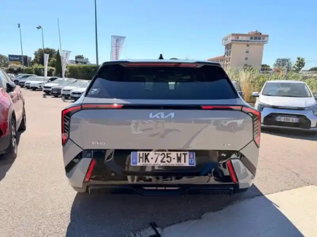 Kia Ev4 204ch 81,4kwh gt-line — photo 4