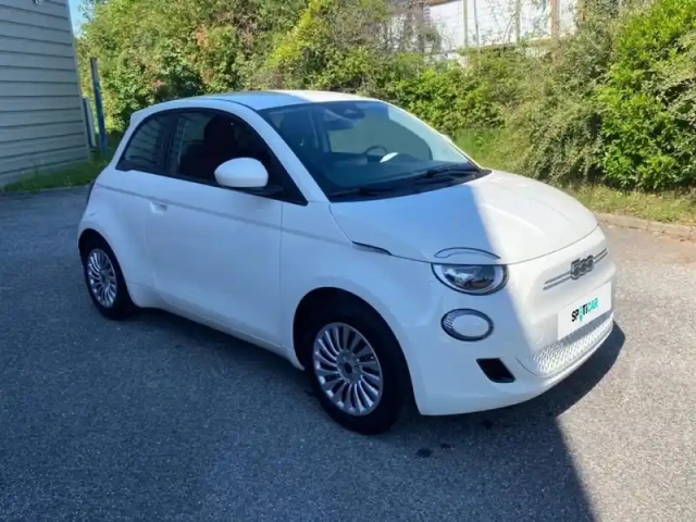 Fiat 500 e 95ch — photo 18
