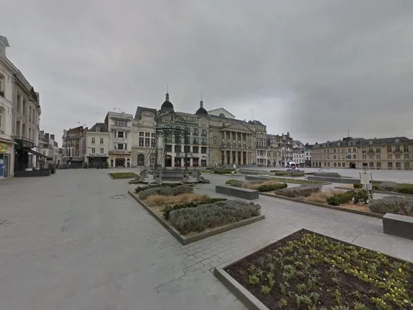Local commercial 176 m²