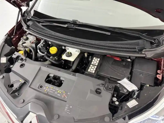 Renault Scenic dci 110 energy edc — photo 35