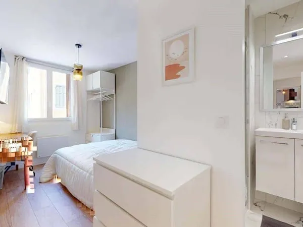 Studio 1 pièce 15 m²