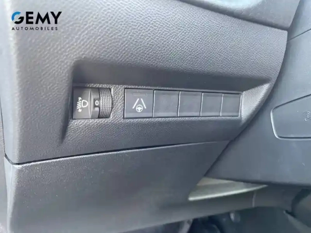 Peugeot 2008 electrique 54 kwh 156 ch — photo 20